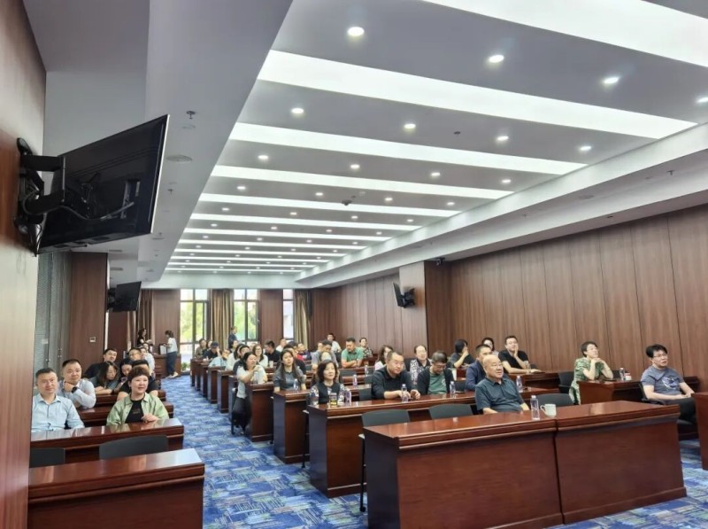 图片2.jpg 图片2.jpg