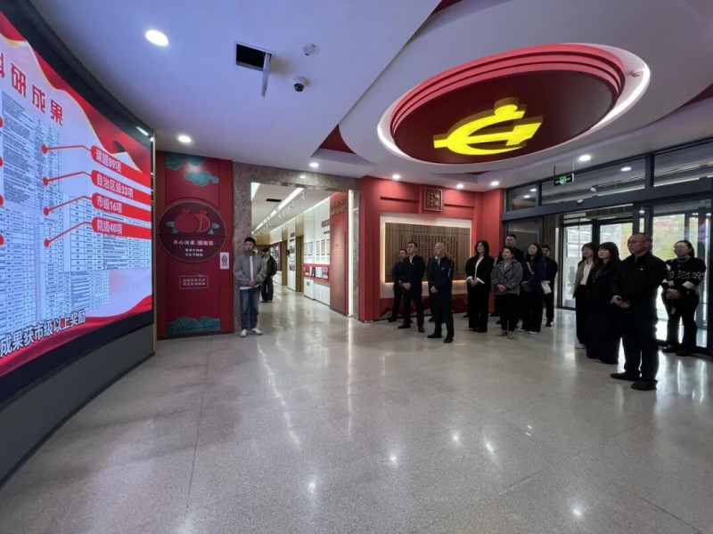 图片2.jpg 图片2.jpg